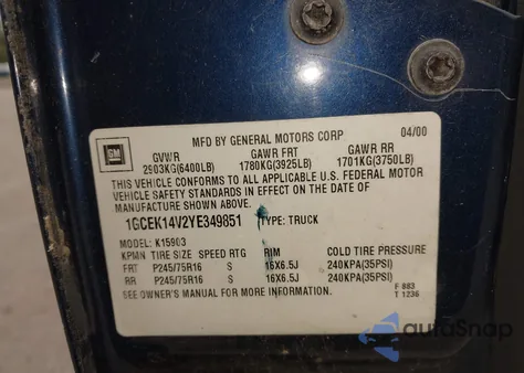 2000 Chevrolet Silverado 1500 из США, поврежденный, VIN 1GCEK14V2YE349851